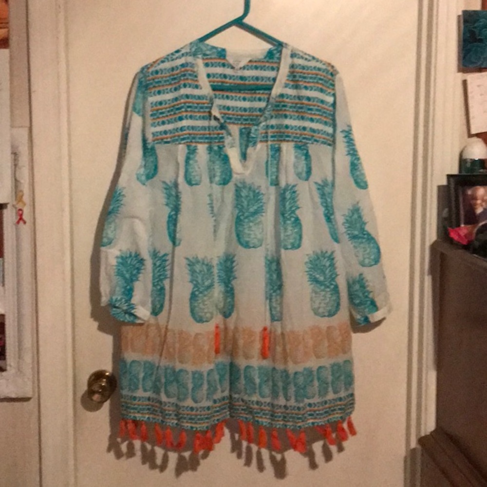 Crown & Ivy tunic